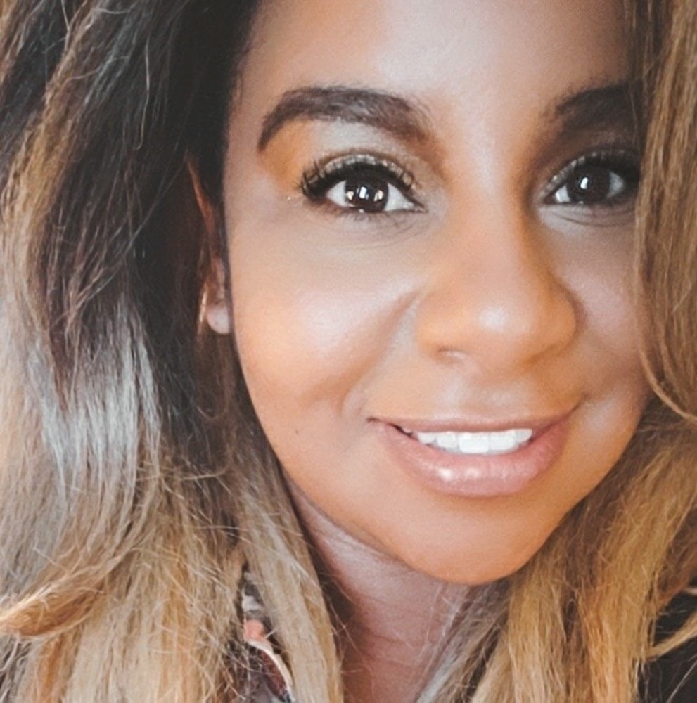 Meet your Posher, Carrie